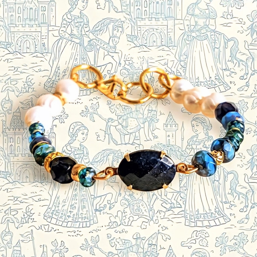 6.5 Carats Natural Raw Sapphire & Pearls In Beautiful Blue Bead Bracelet